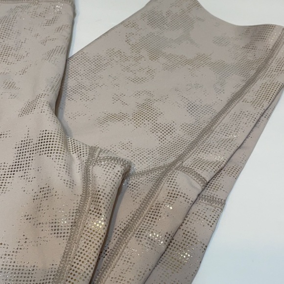 Victoria’s Sport Total Knockout Tight Sz XL - Picture 7 of 8